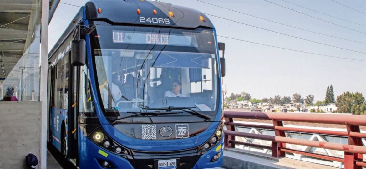 Desvios-temporales-en-la-Mexico–Puebla-por-montaje-de-estructura-metalica-del-Trolebus-Chalco–Santa-Martha