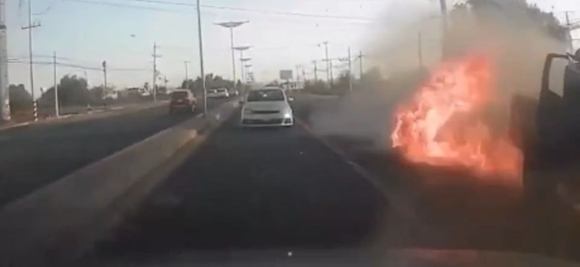 Explosion-de-camioneta-en-Tecamac-deja-dos-muertos-uno-identificado-como-Payin