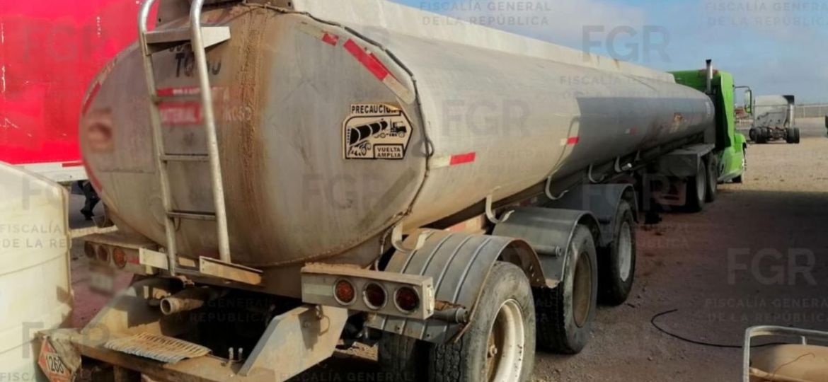 FGR-asegura-1802650-litros-de-hidrocarburo-y-equipos-en-un-cateo-en-Reynosa-Tamaulipas
