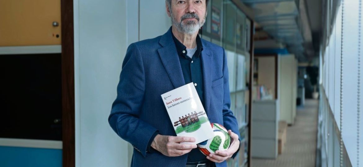 Juan-Villoro-recorre-el-futbol-contemporaneo-en-Los-heroes-numerados