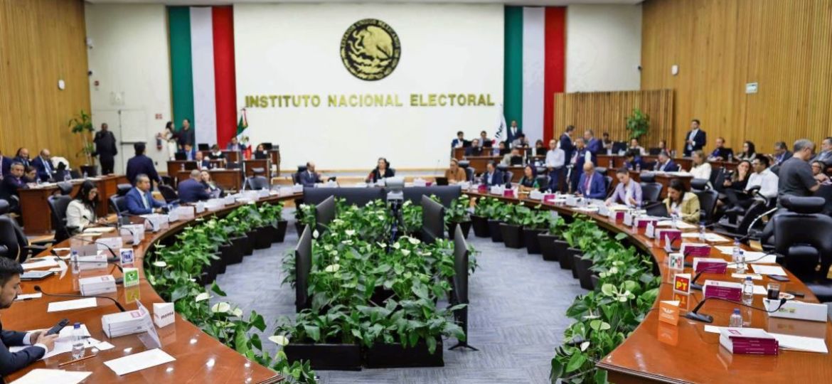 Titulares-y-exfuncionarios-electorales-de-la-CDMX-figuran-entre-los-aspirantes-a-tres-consejerias-del-INE