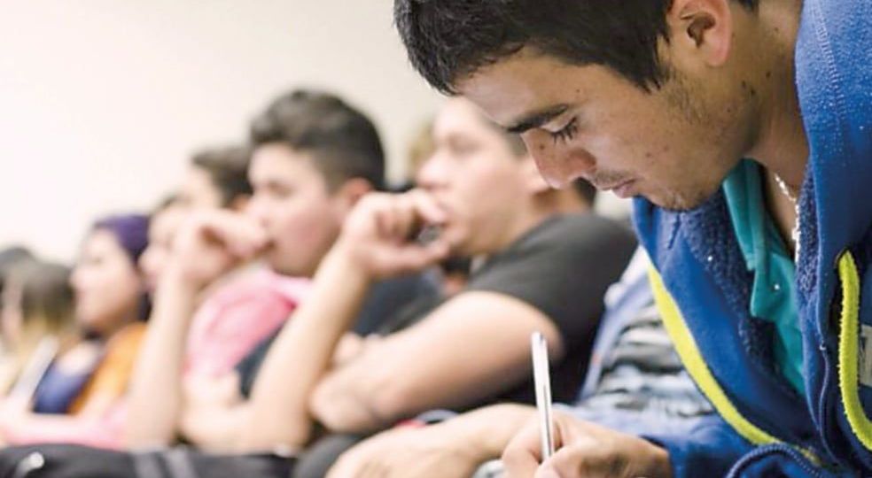 UNAM-convoca-a-la-Beca-para-Disminuir-el-Bajo-Rendimiento-Academico-2026‑2