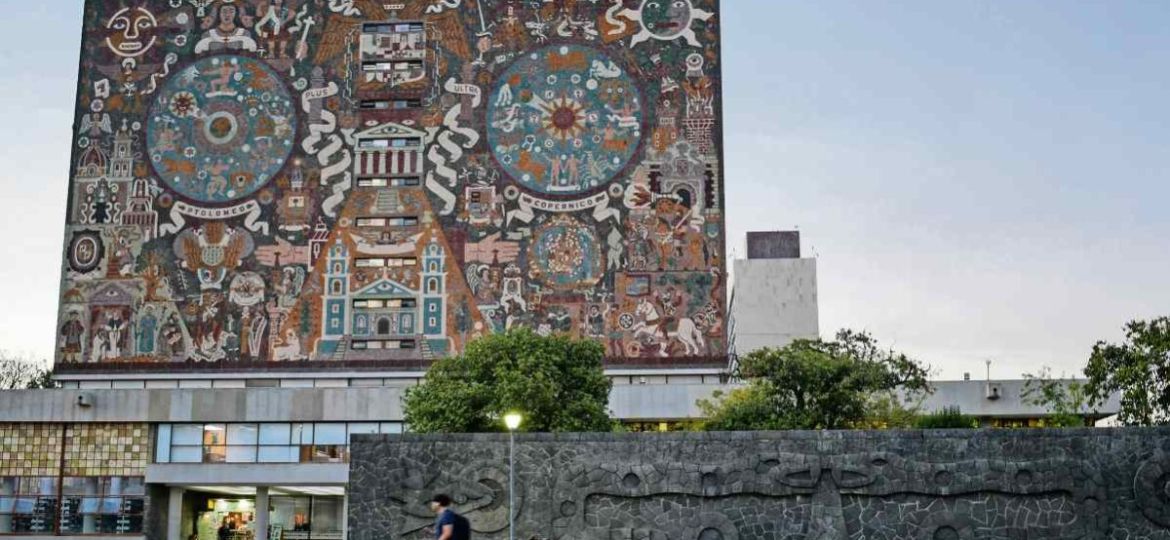 Biblioteca-Central-de-la-UNAM-cumple-70-anos-y-avanza-en-la-modernizacion-de-su-sala-principal