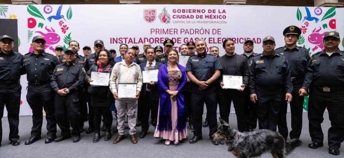 CDMX-impulsa-el-primer-padron-de-instaladores-certificados-en-alianza-entre-UAM‑Azcapotzalco-y-Bomberos