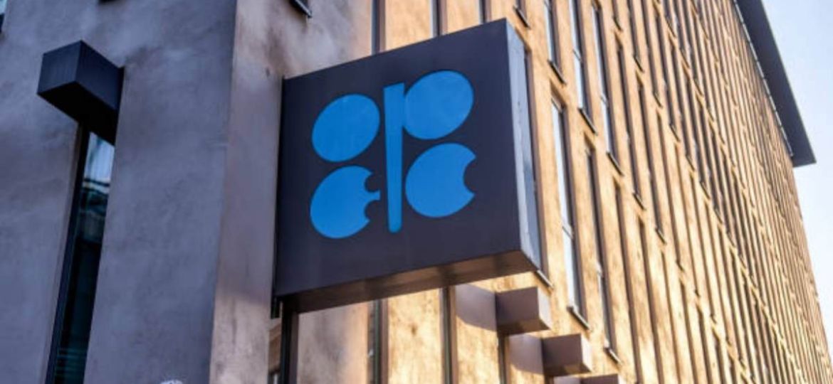 Consumo-mundial-de-petroleo-supero-los-105-millones-de-barriles-diarios-en-2025