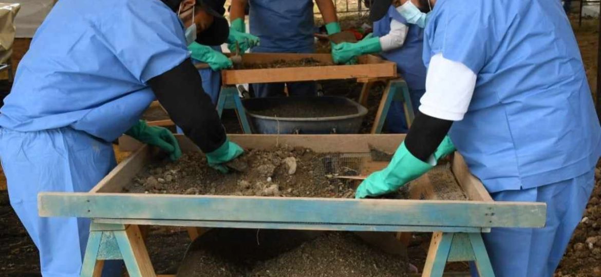 Fiscal-de-Morelos-supervisa-la-quinta-fase-de-exhumaciones-en-el-panteon-Pedro-Amaro-Jojutla