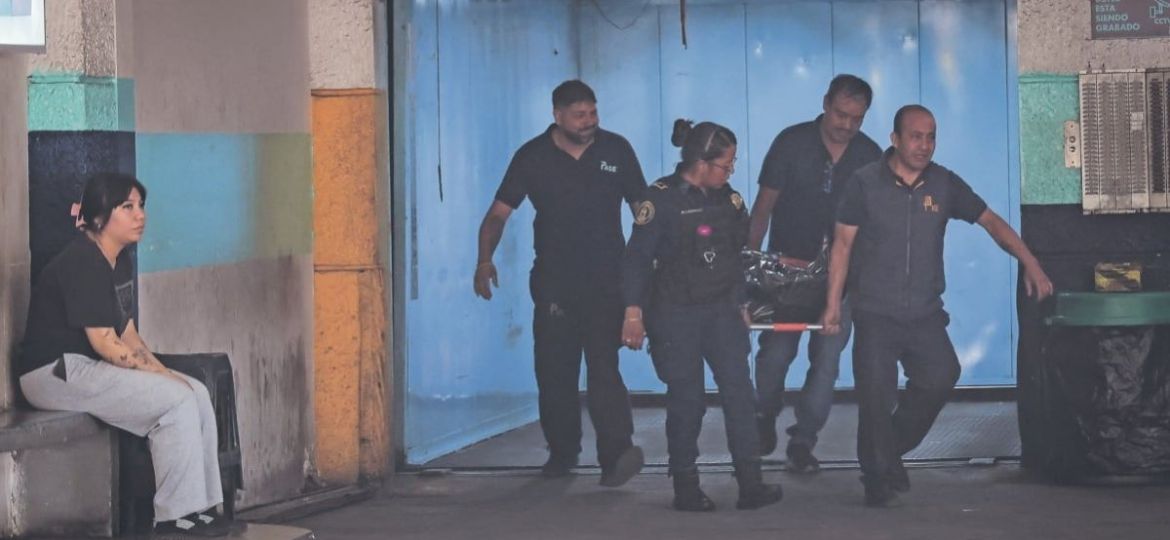 Muere-mujer-al-caer-al-sotano-de-un-estacionamiento-en-el-Centro-de-la-CDMX