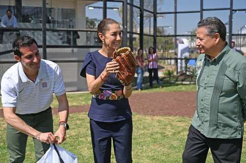 Sheinbaum-inaugura-la-Ciudad-Deportiva-de-Alto-Rendimiento-en-Pachuca-y-convoca-a-una-Clase-Nacional-de-beisbol-y-softbol