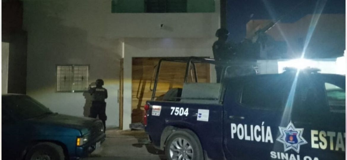Aseguran-arsenal-en-vivienda-del-fraccionamiento-Santa-Fe-Culiacan