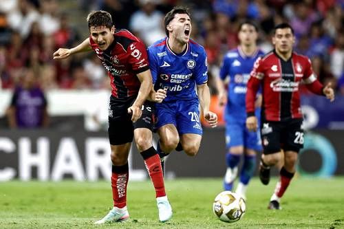 Cruz-Azul-vence-3-2-al-Atlas-y-toma-ventaja-en-la-ida-de-los-cuartos-de-final