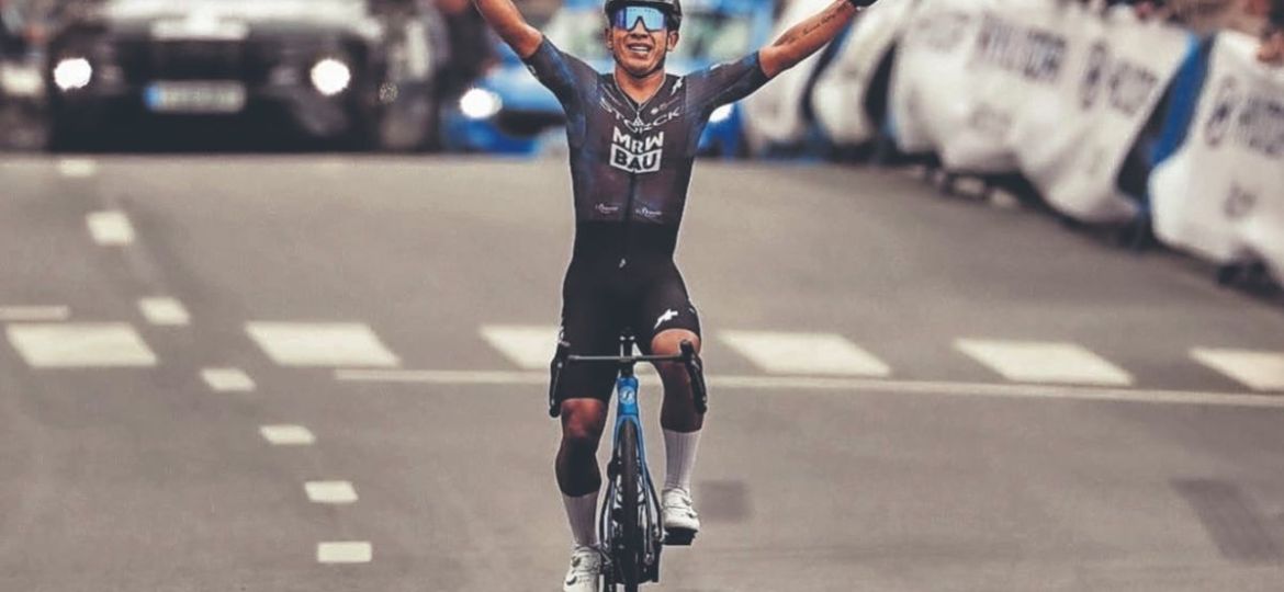 Edgar-Cadena-gana-la-tercera-etapa-de-la-Vuelta-a-Asturias-y-confirma-su-ascenso-en-Europa