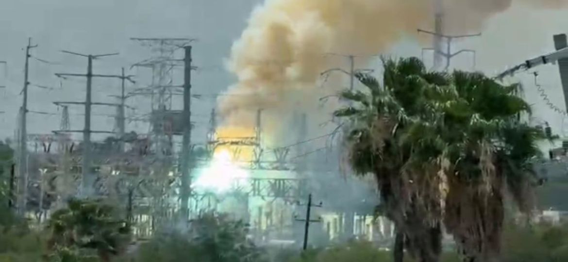 Incendio-en-subestacion-electrica-deja-sin-luz-a-varias-colonias-de-Reynosa