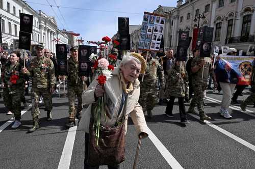Moscu-celebra-un-desfile-del-Dia-de-la-Victoria-sin-tanques-y-en-formato-reducido