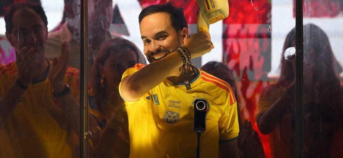 Juez-ordena-a-Abelardo-de-la-Espriella-abstenerse-de-usar-la-camiseta-de-la-Seleccion-Colombia-en-su-campana